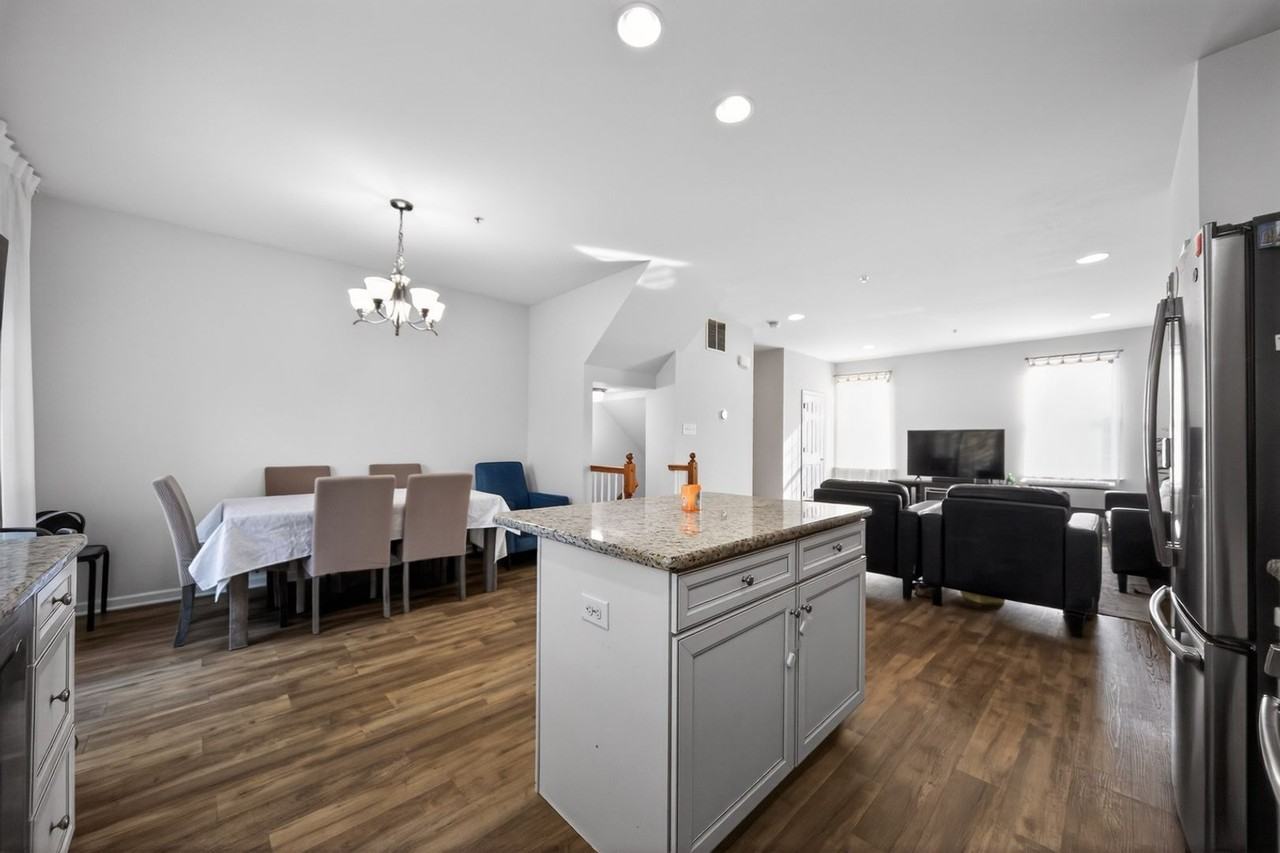 11 Faraday Ct - Photo 3 of 26