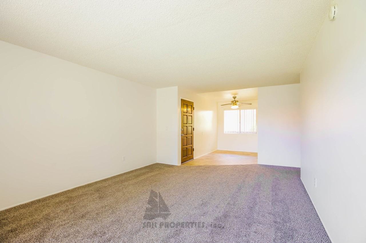 6600 Warner Ave - Photo 3 of 17