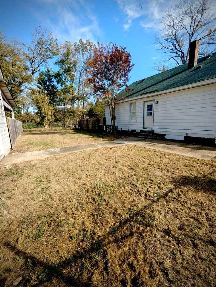 8796 Chaffee Rd - Photo 2 of 8