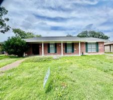 featured image of 5122 Moultrie Dr