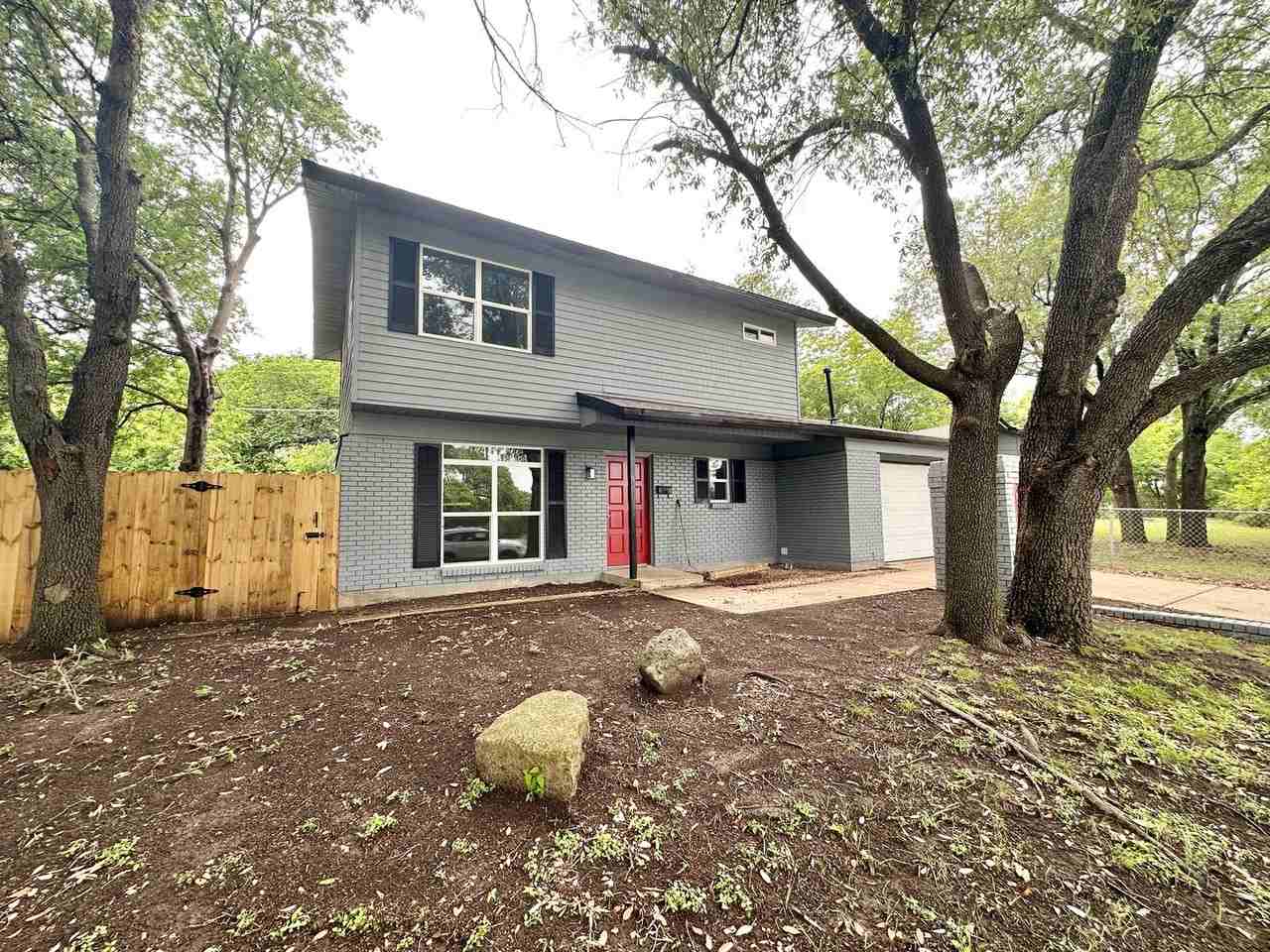 3204 Lake Rd - Photo 2 of 29