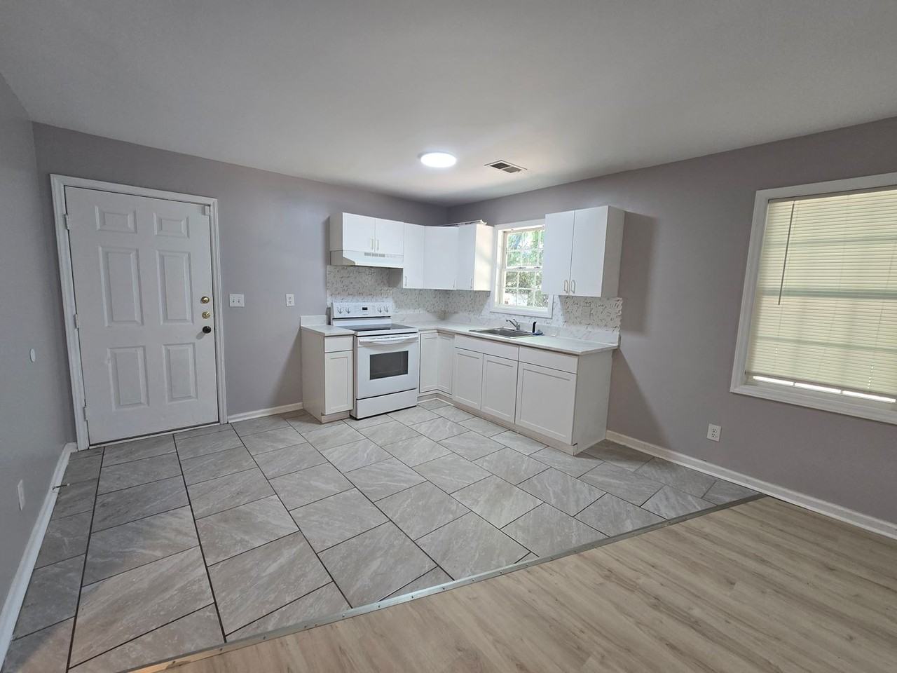 1302 Bencini Pl - Photo 4 of 10