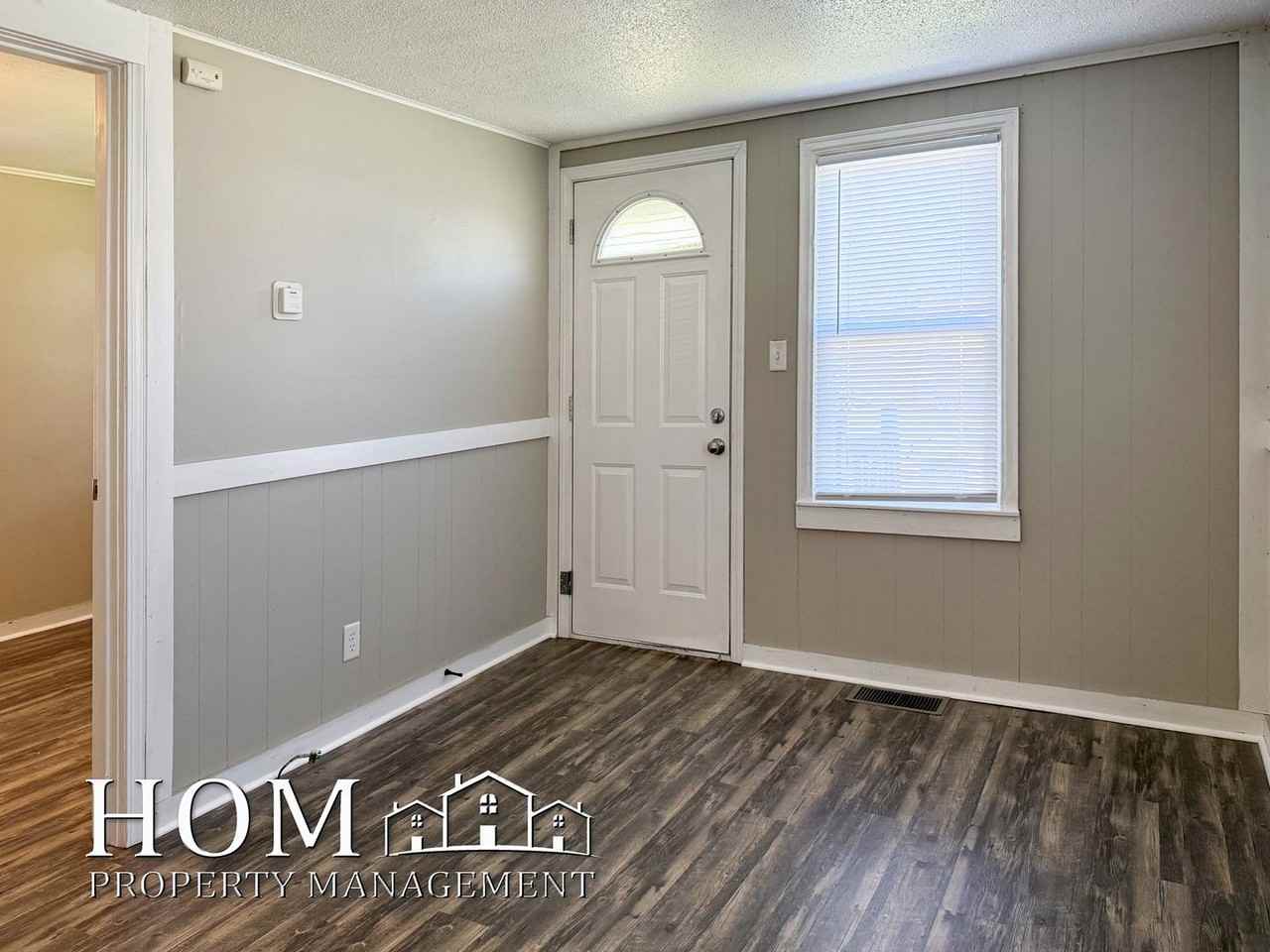 1611 5th Ave - Photo 3 of 15