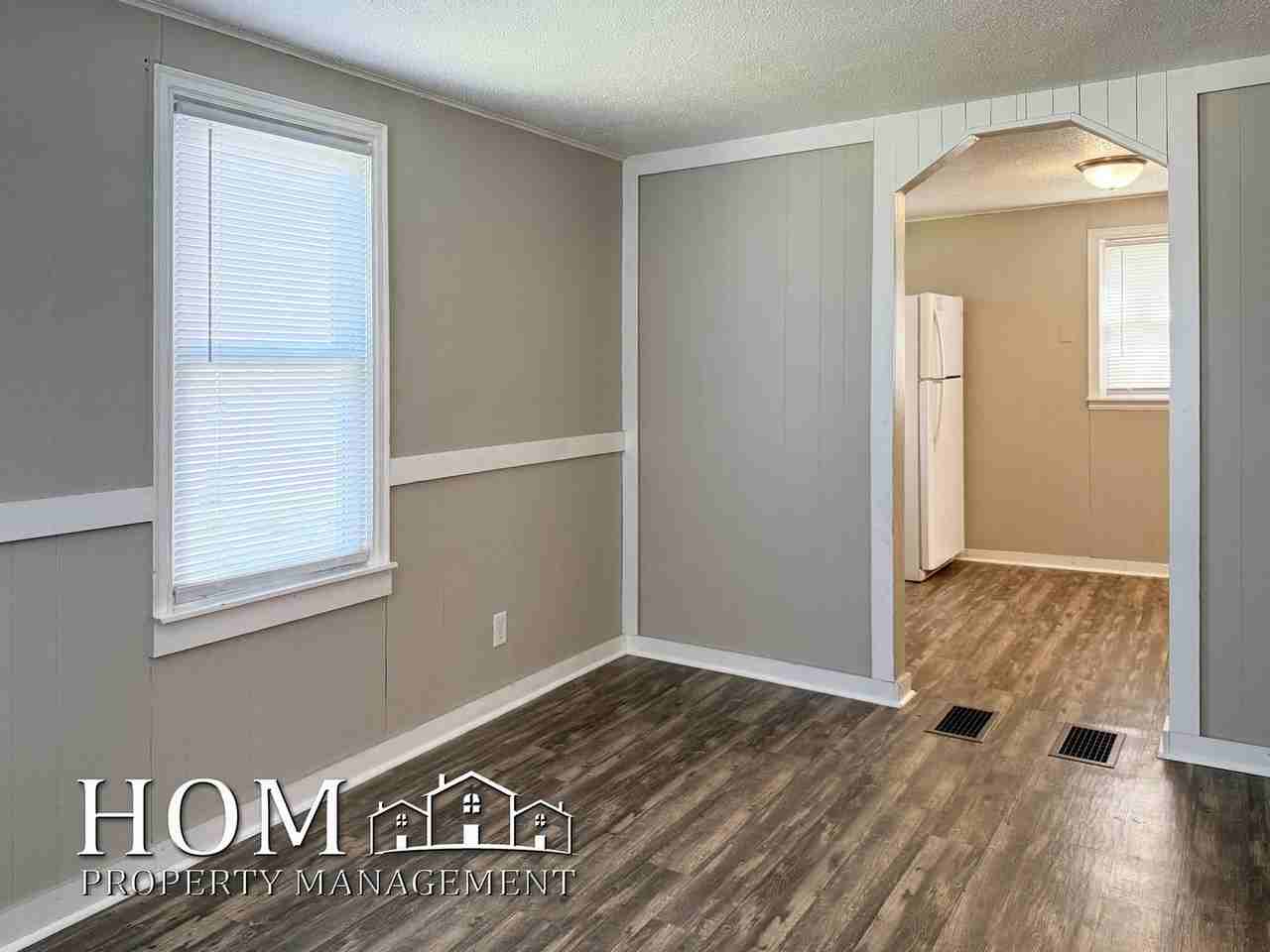 1611 5th Ave - Photo 5 of 15