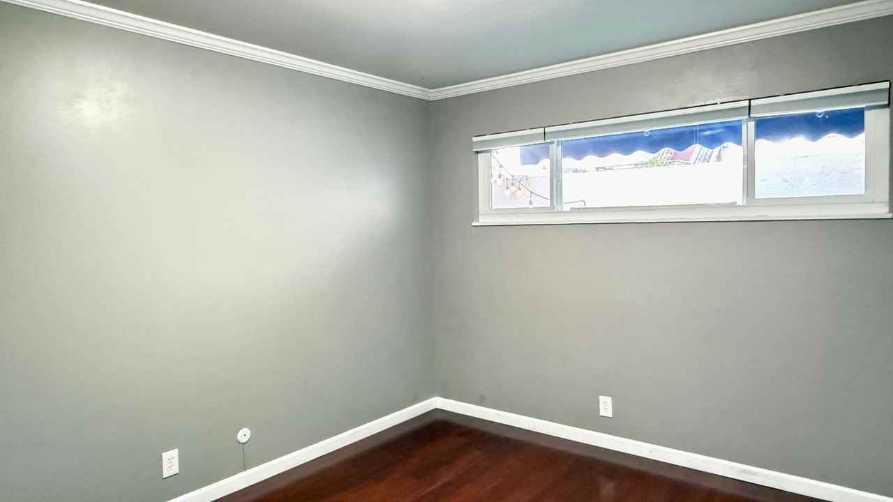 330 Vernon St #111 - Photo 7 of 11