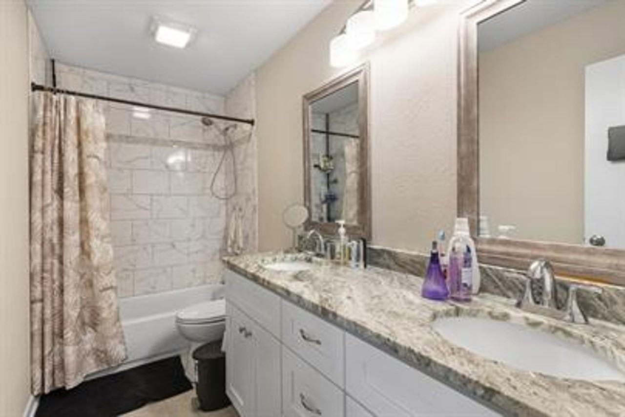 222 Belray Dr - Photo 7 of 21