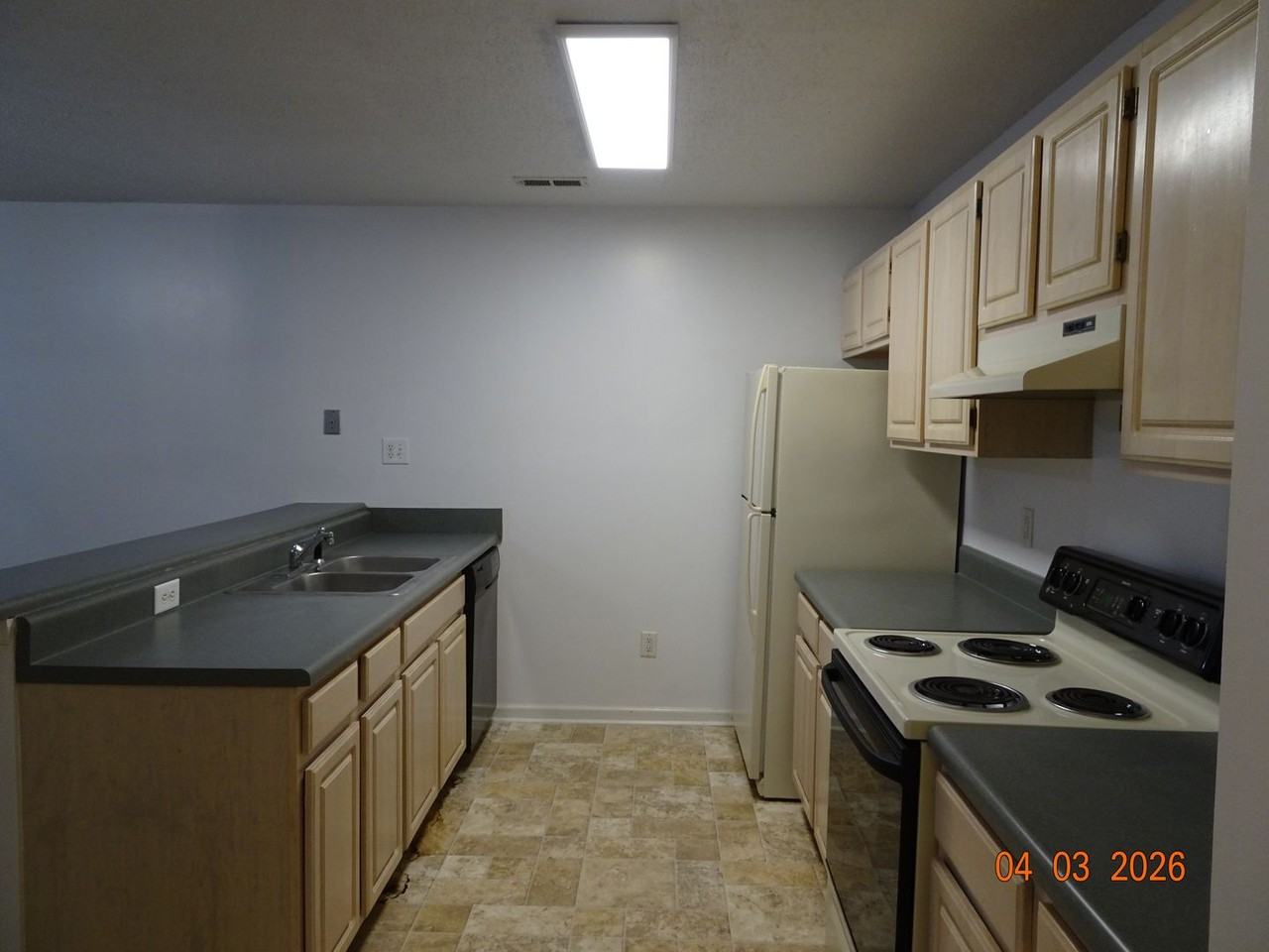 2703 Westgate Cir - Photo 7 of 21