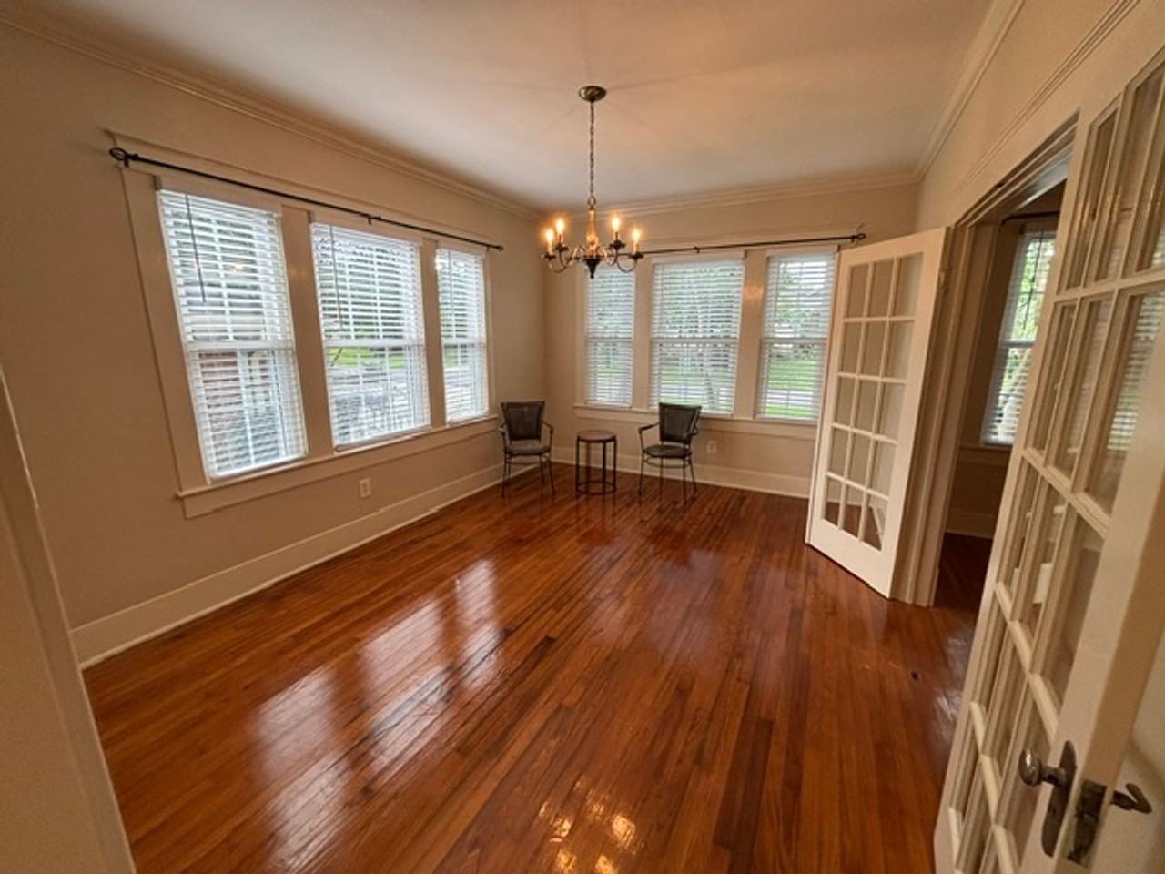 3044 Wilshire Dr - Photo 5 of 16