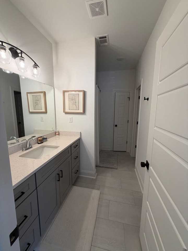 577 Meadow Crest Cir - Photo 4 of 13