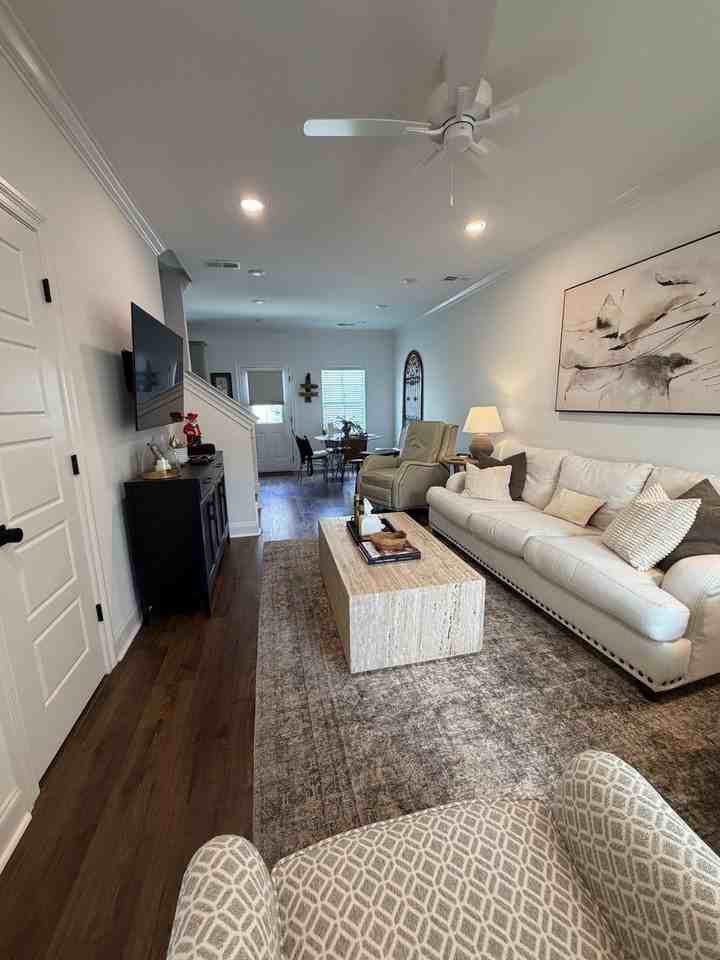 577 Meadow Crest Cir - Photo 6 of 13