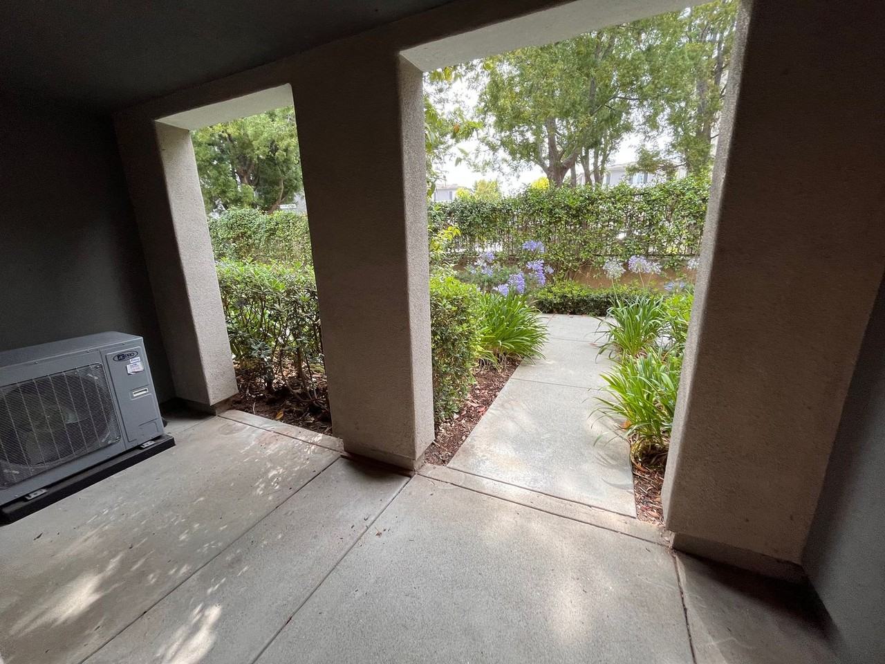 4667 Central Plz - Photo 7 of 48