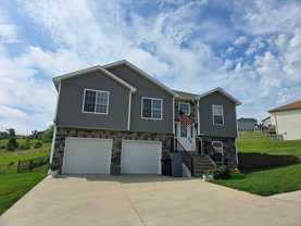 203 Ridgeview Dr - Photo 1 of 1