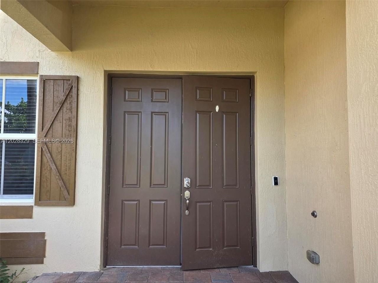 8671 Lakeside Bnd - Photo 5 of 19