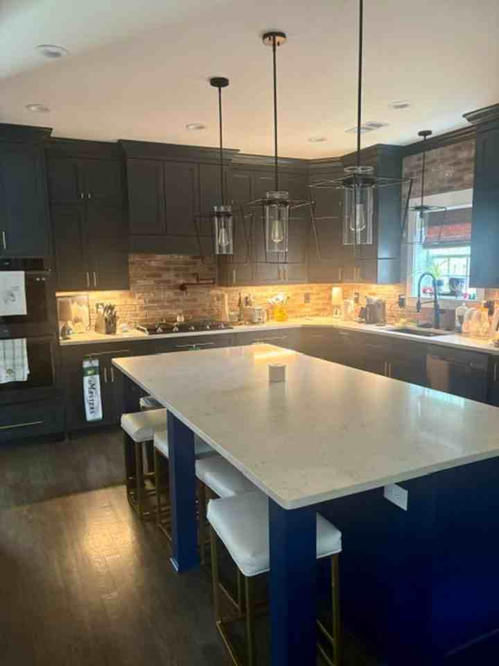 3143 Switzer Dr - Photo 4 of 15