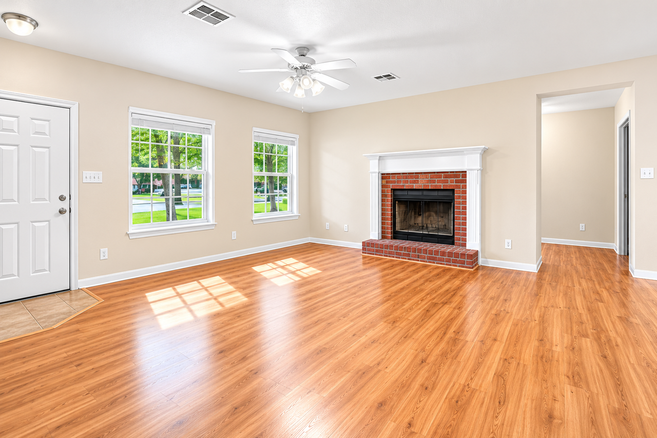 138 Lake Forest Dr - Photo 2 of 22
