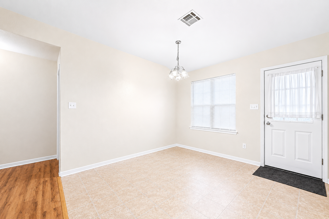 138 Lake Forest Dr - Photo 7 of 22