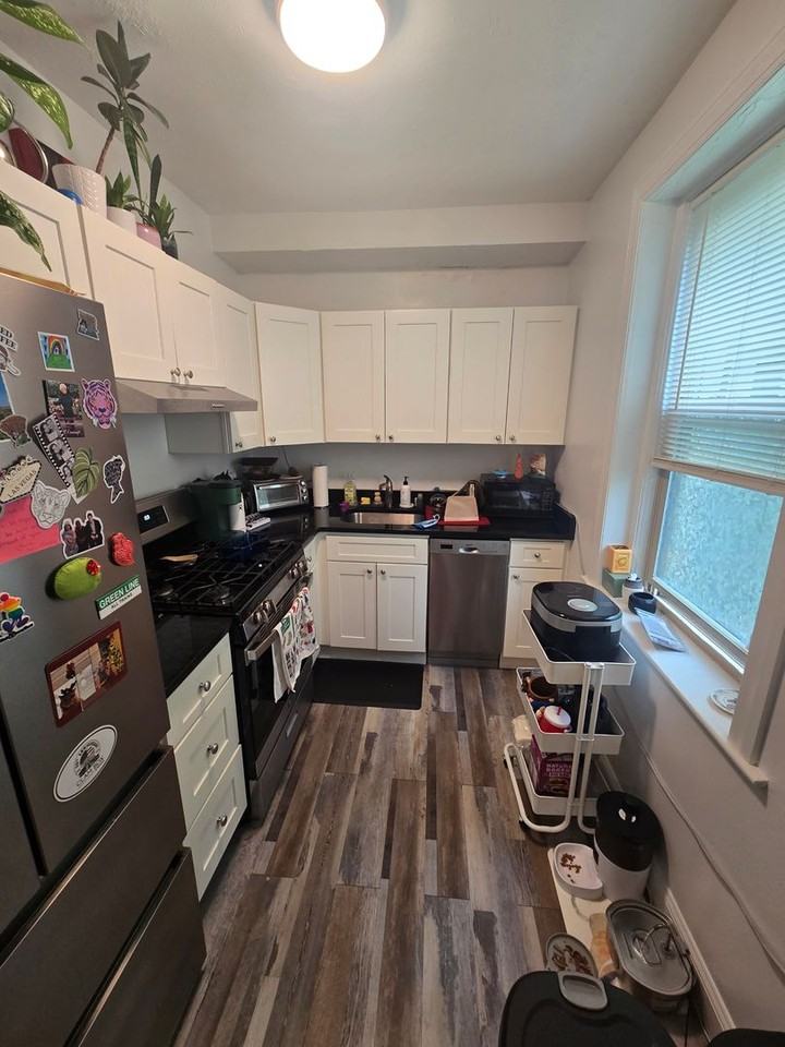 260 Kelton St - Photo 2 of 7