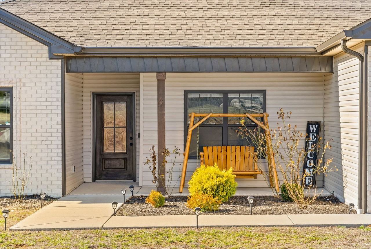 1819 Lexington Ave - Photo 2 of 30