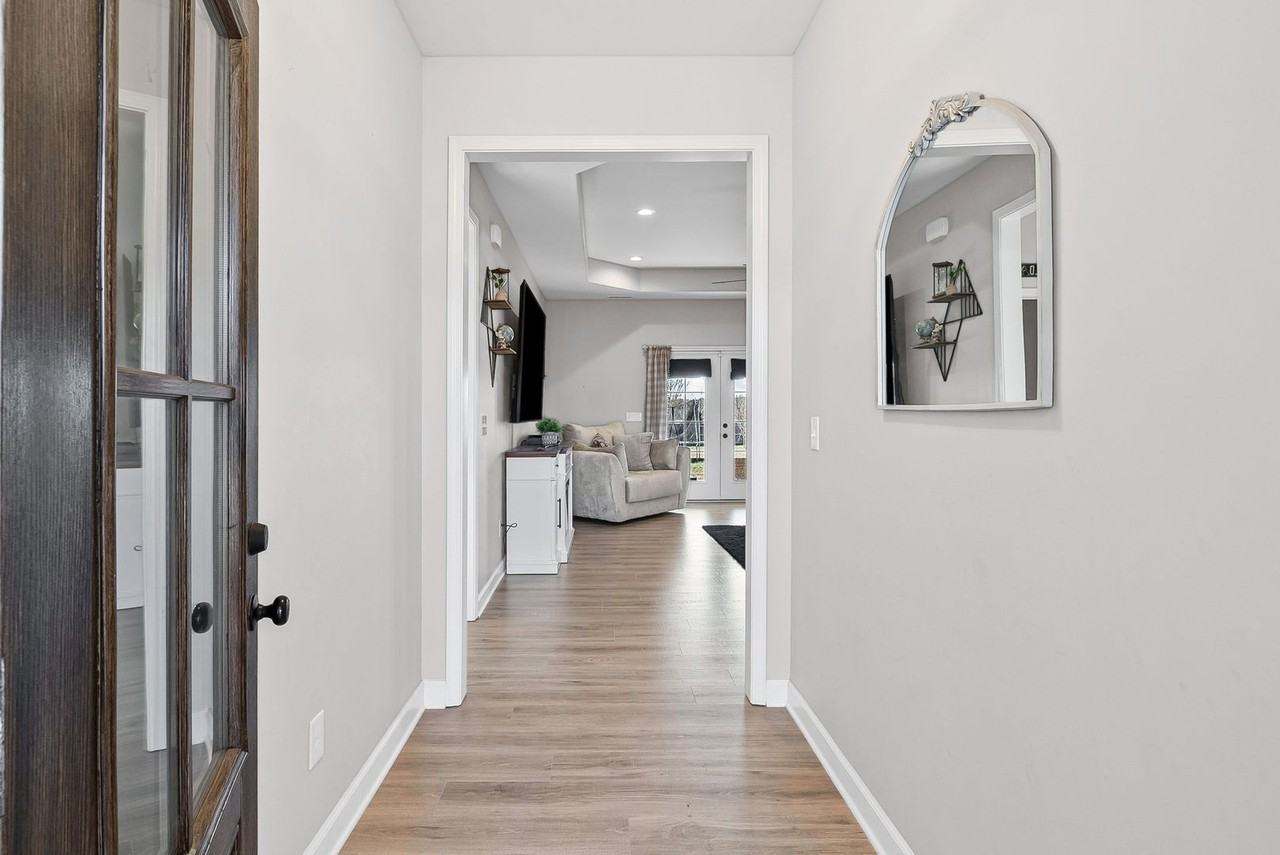 1819 Lexington Ave - Photo 3 of 30