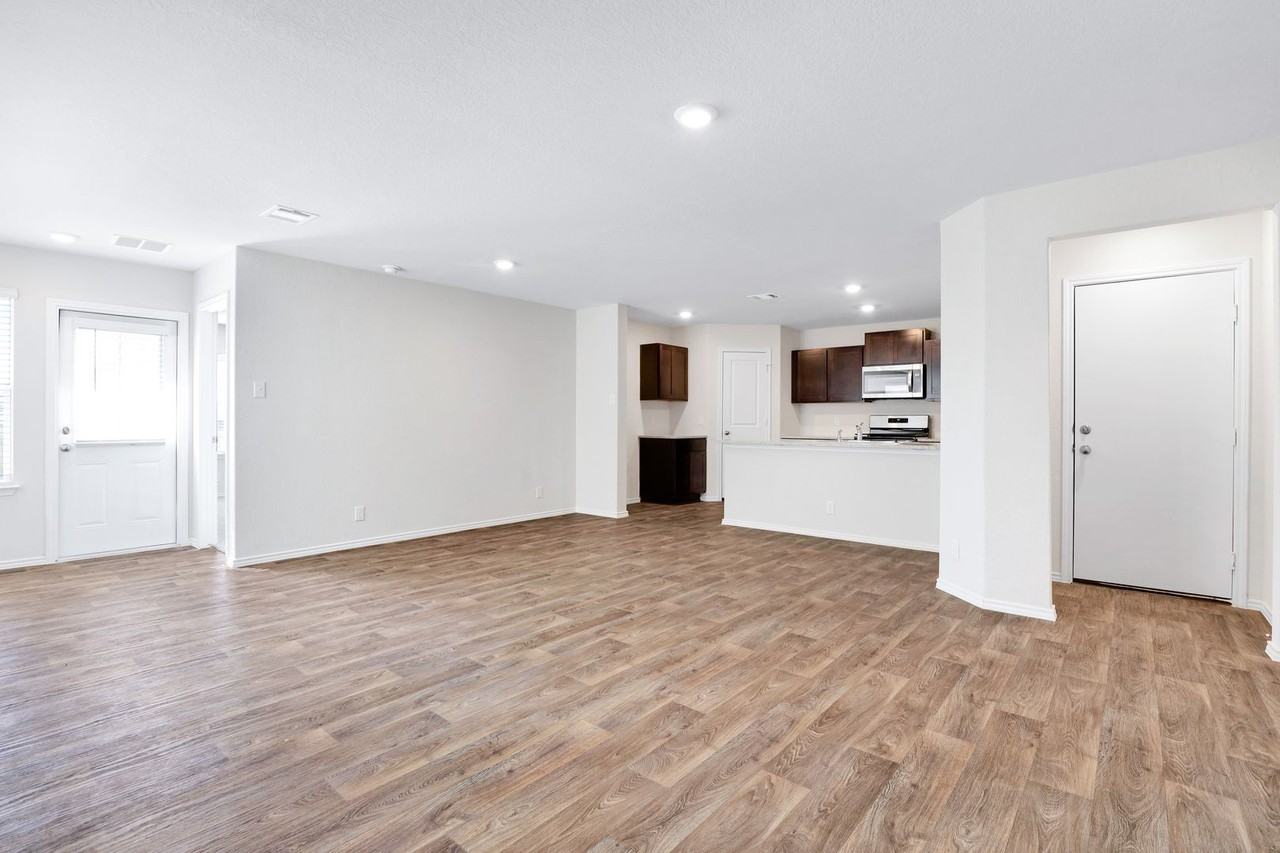 13512 Waxman Spark - Photo 4 of 27