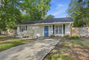 3710 Nw 22nd Ter - Photo 1 of 1