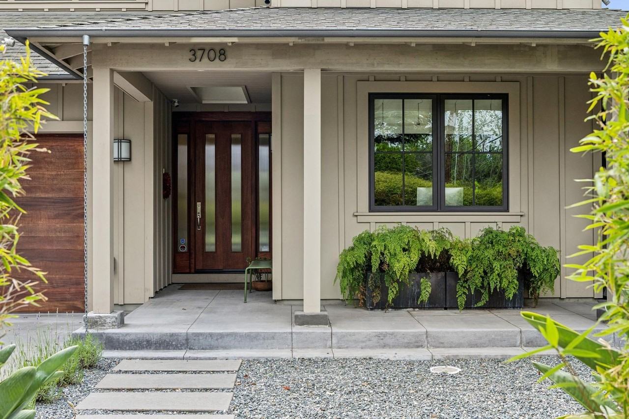 3708 Laguna Ave - Photo 2 of 29