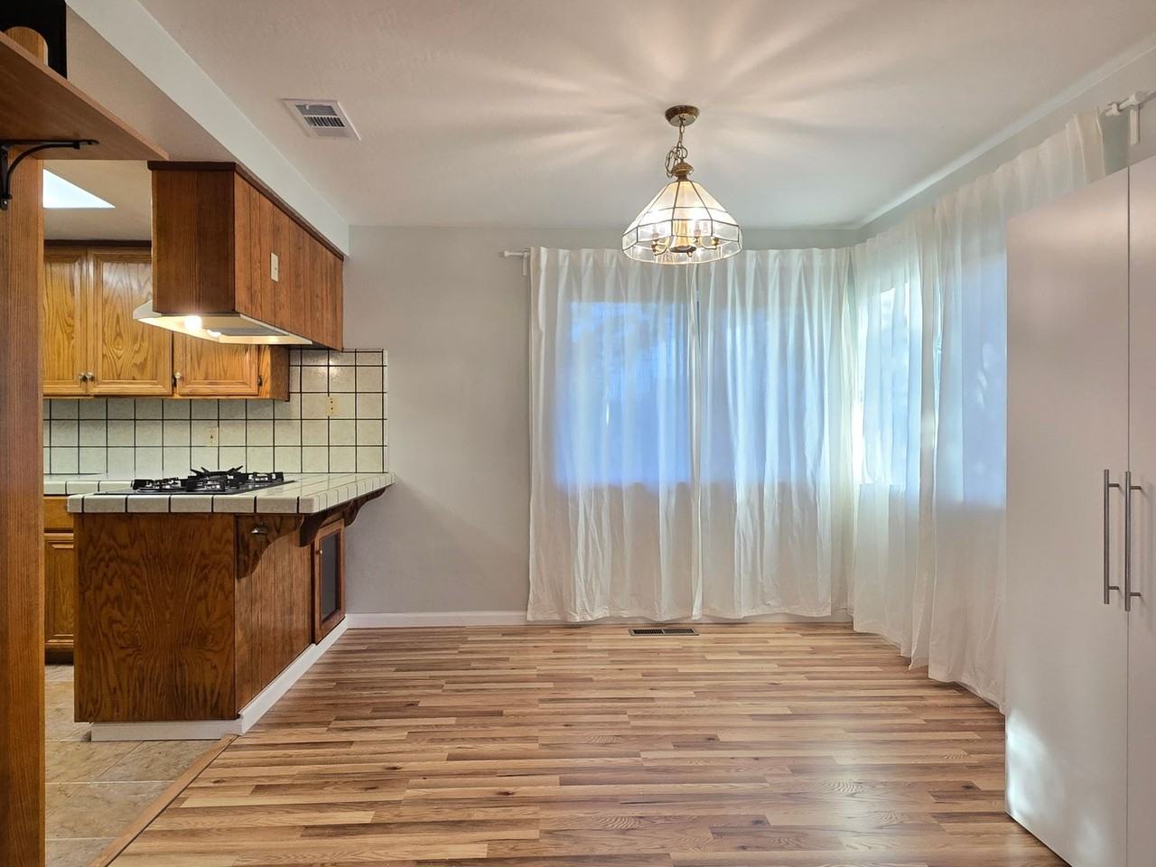 2795 Fountain Oaks Dr - Photo 4 of 14