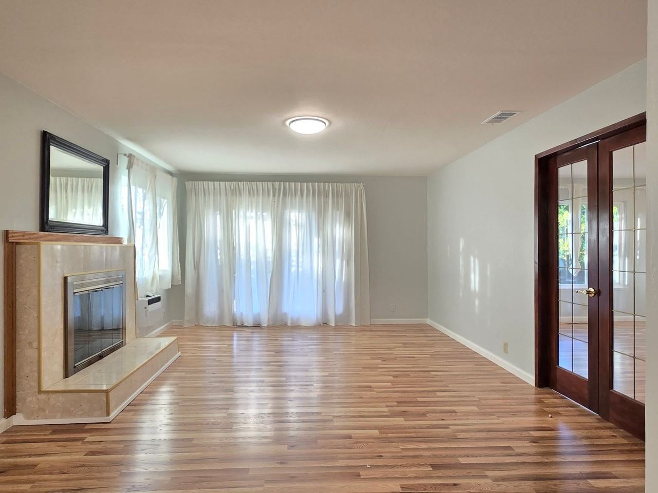 2795 Fountain Oaks Dr - Photo 5 of 14