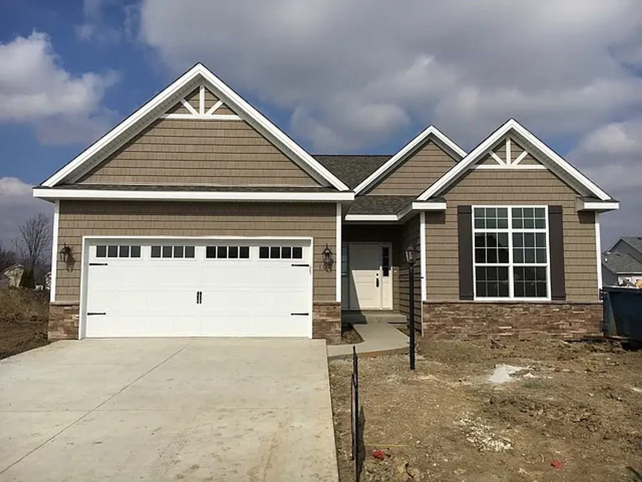 108 Cattail Ave - Photo 2 of 22