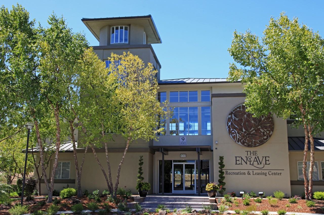 Enclave - Photo 3 of 32