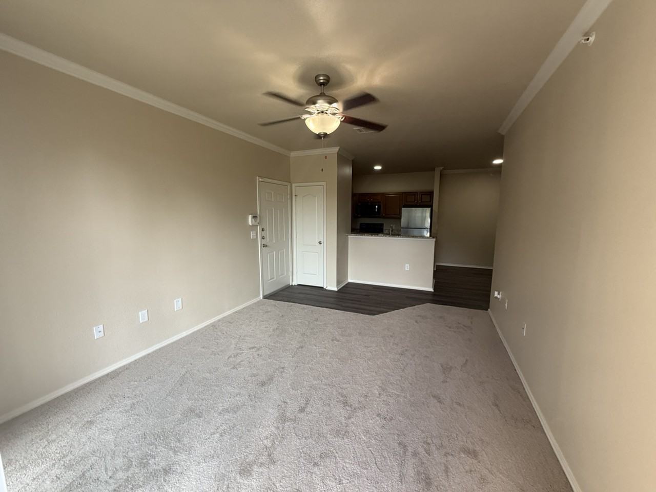 Vance Jackson Rd - Photo 2 of 20