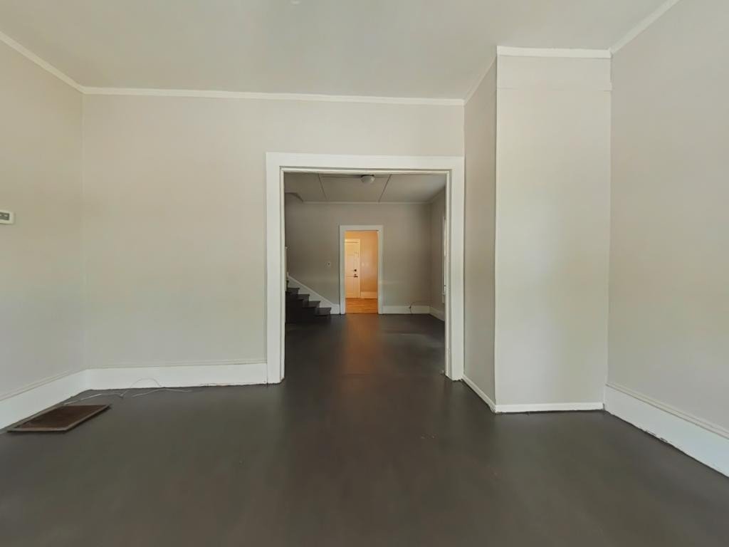 224 N Dunleith Ave - Photo 4 of 11
