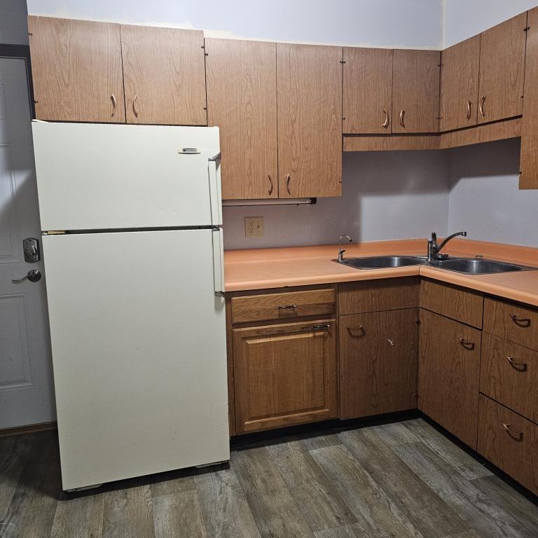 1114 E 22nd St - Photo 4 of 4