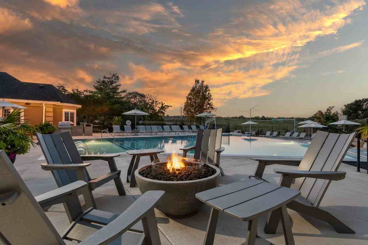 Jefferson Pointe - Photo 5 of 25
