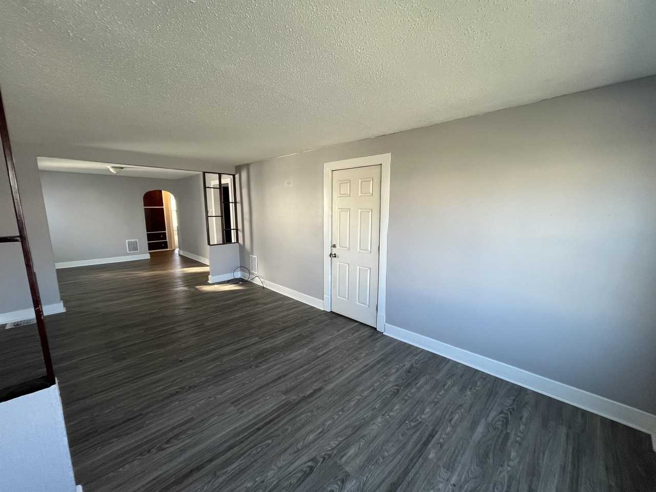 15 Beatrice Ave #1 - Photo 4 of 18