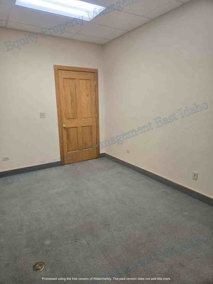200 S Main St #I10 - Photo 4 of 32