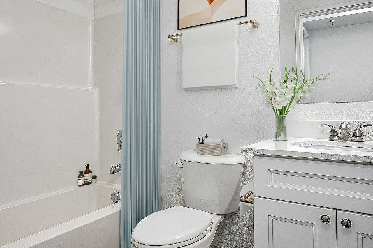 The Arleta - Photo 2 of 28