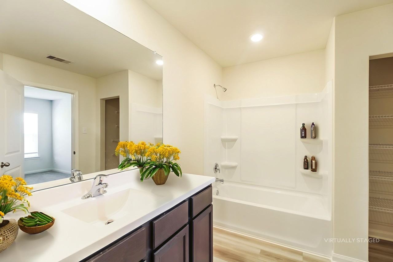 26848 Steinbeck Dr - Photo 7 of 16