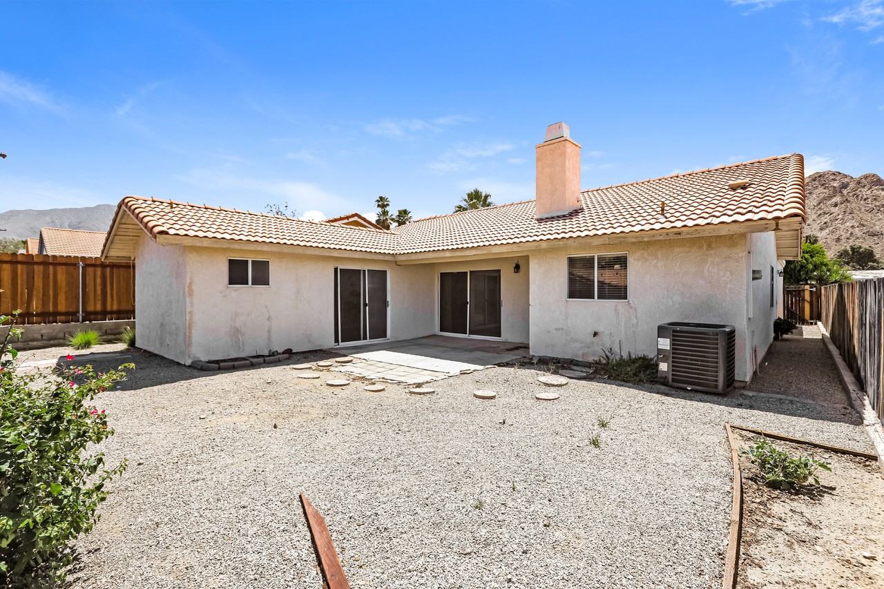 54120 Avenida Rubio - Photo 3 of 15