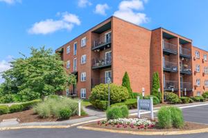 featured image of 39 Broad Street Ext
