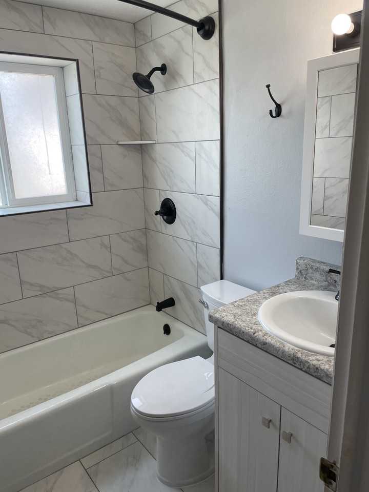 301 1/2 Westnorth #3 - Photo 6 of 6