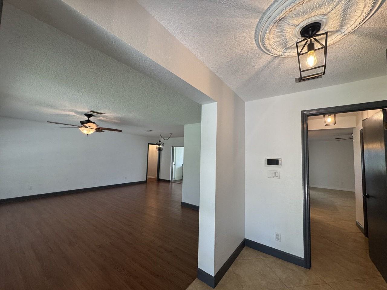 2806 Summerfield Rd - Photo 4 of 50