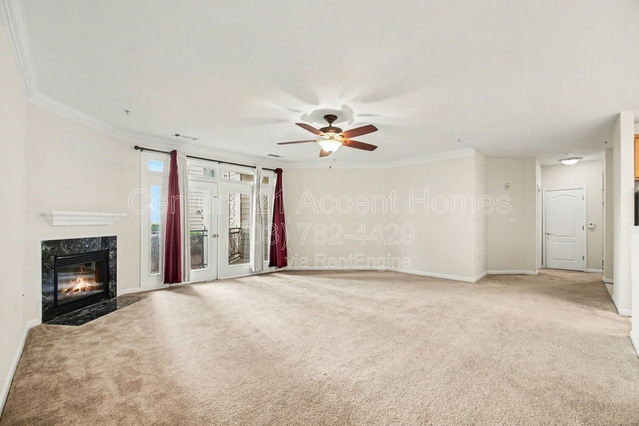 1641 Ladue Ct #102 - Photo 6 of 26