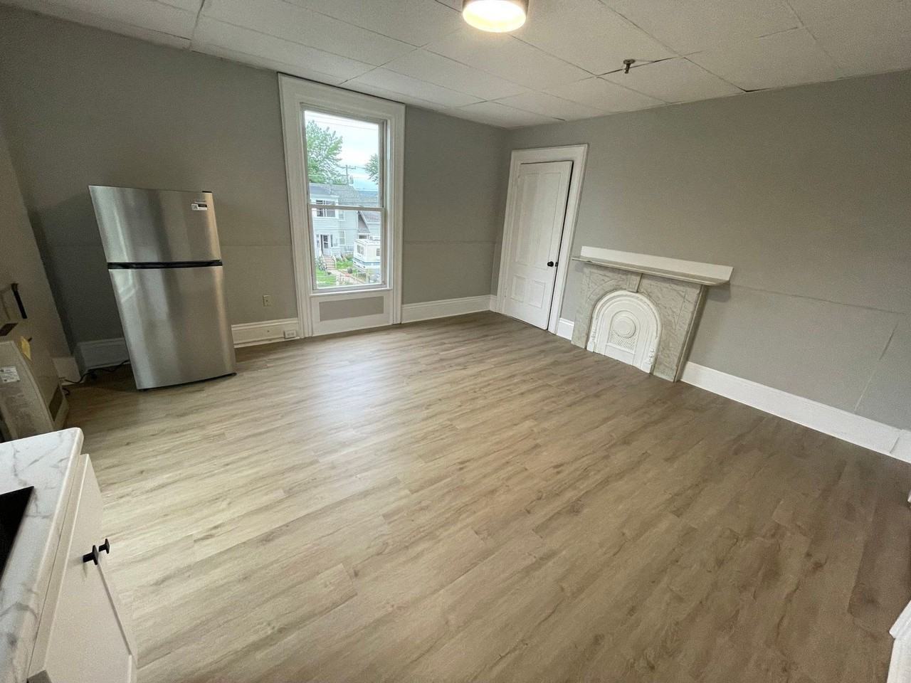 120 Myrtle St #6 - Photo 5 of 8