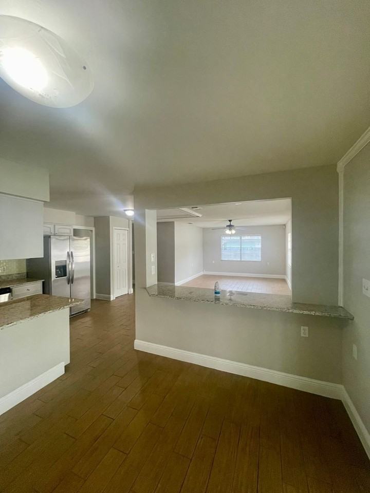 1111 Galahad Dr - Photo 7 of 32