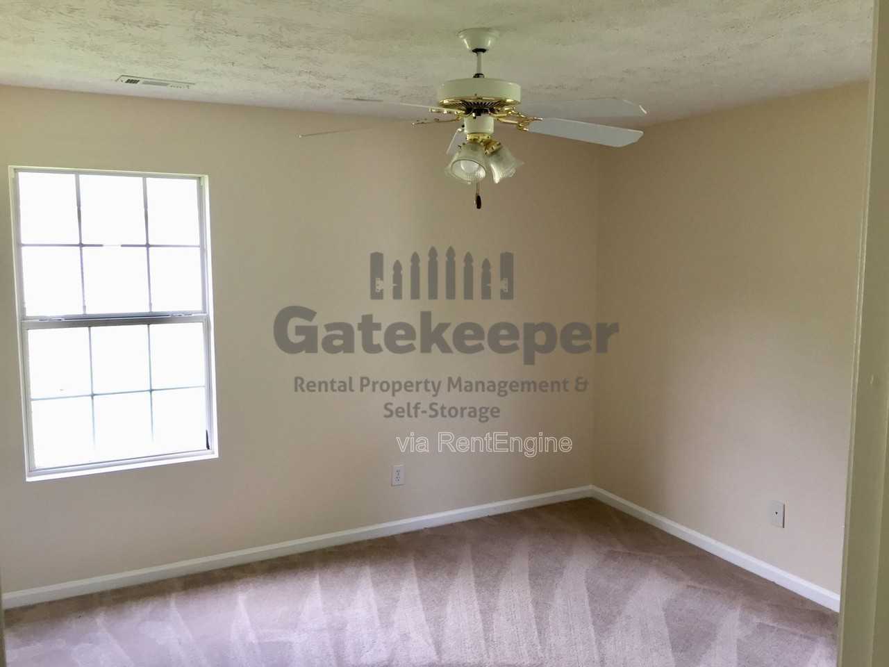 117 Jenny Rd - Photo 7 of 14