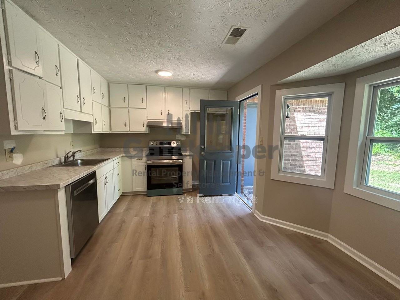 115 Meadowbrook Ct - Photo 5 of 10