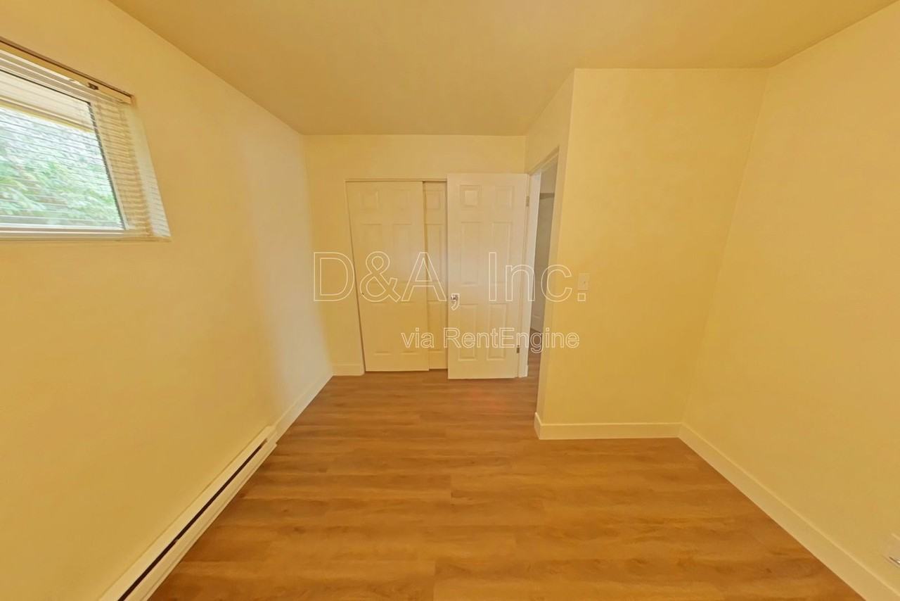 2520 Nw Tyler Ave - Photo 5 of 13