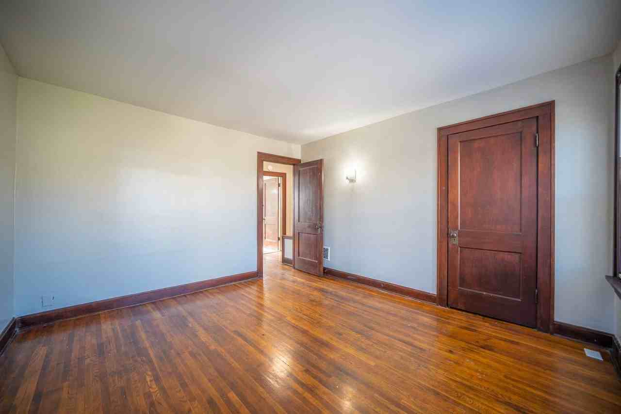 119 E 7th Ave - Photo 7 of 11