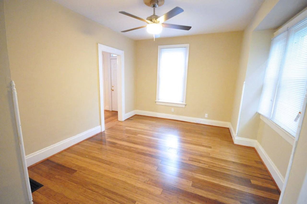 1504 Hamlet St - Photo 3 of 8